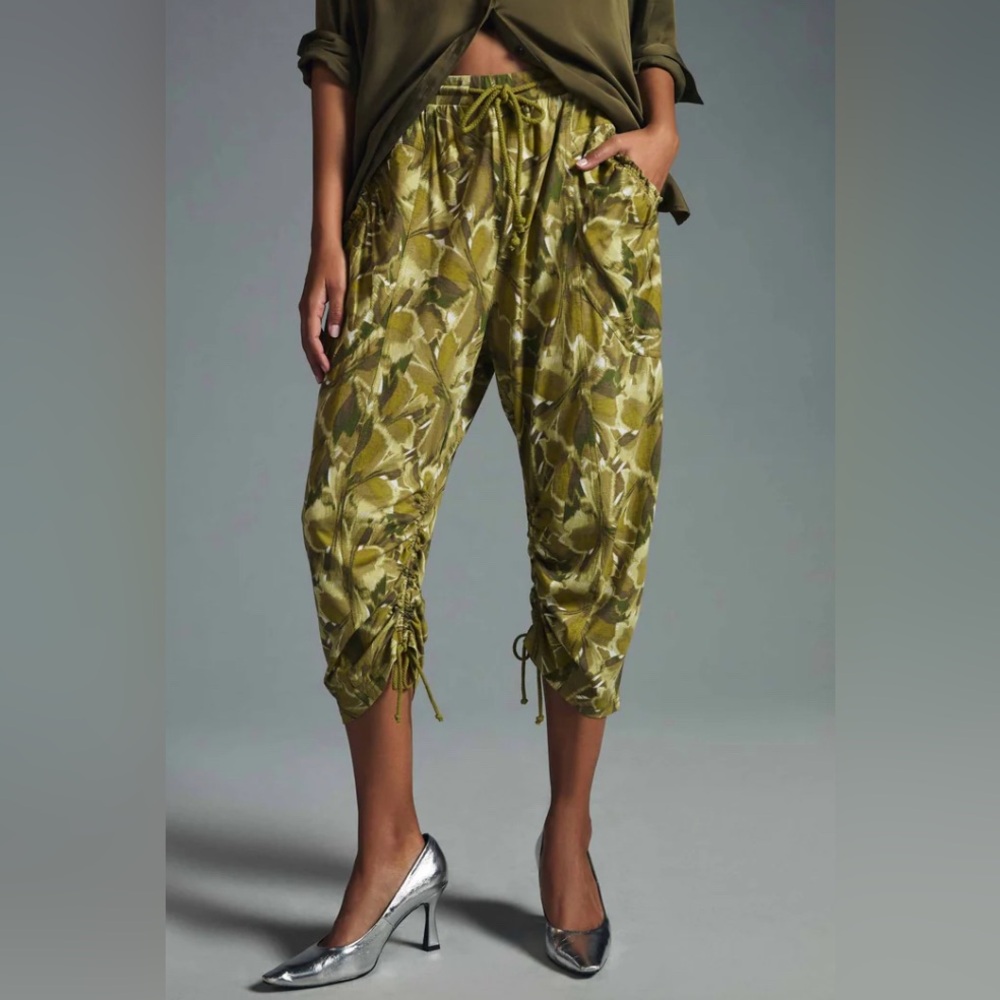 Anthropologie Daily Practice Arid Crop Pants‎ NWT MSRP $98 Size Medium